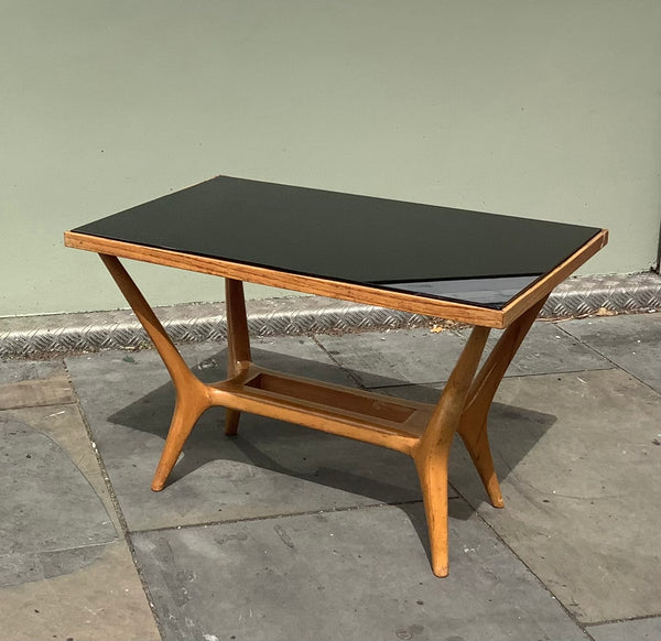 an Italian mid-century modern sculptural coffee 1950s, heavily attributed to the iconic designers Ico and Luisa Parisi.