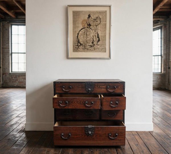 Tansu Japanese chest of draws